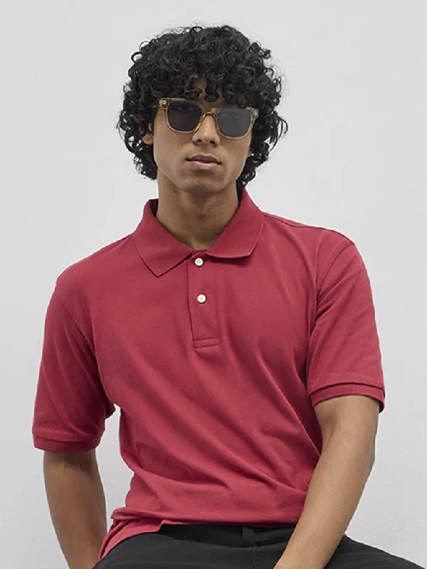 WES Casuals Red Solid Slim-Fit Cotton Blend Polo T-Shirt